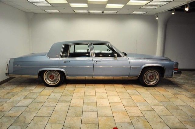 1981 Cadillac Fleetwood Brougham - photo 4
