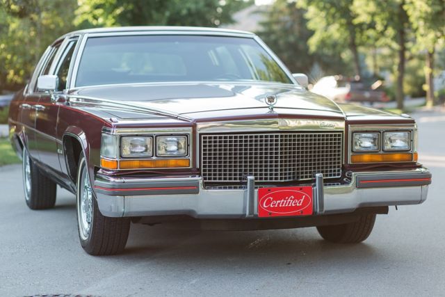 1981 Cadillac Fleetwood Brougham - photo 3