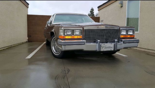1981 Cadillac Fleetwood - photo 2