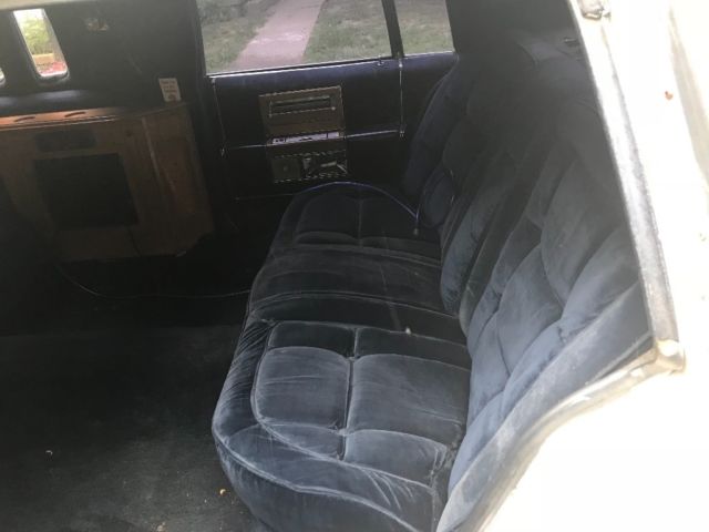 1981 Cadillac Seville - photo 8