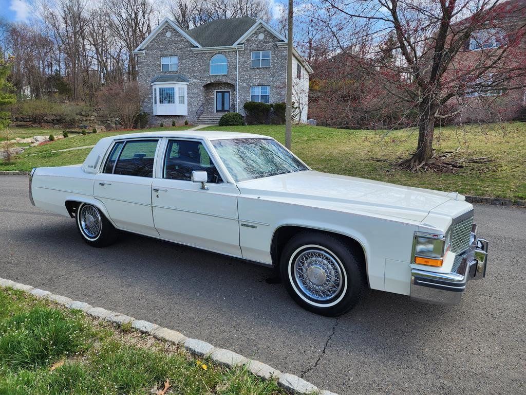 1981 Cadillac DeVille - photo 4