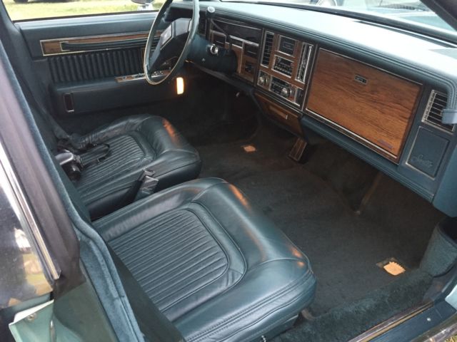 1981 Cadillac Seville - photo 10