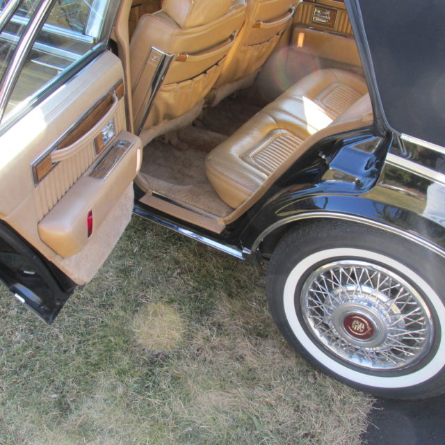 1981 Cadillac Seville - photo 12