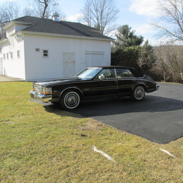 1981 Cadillac Seville - photo 2