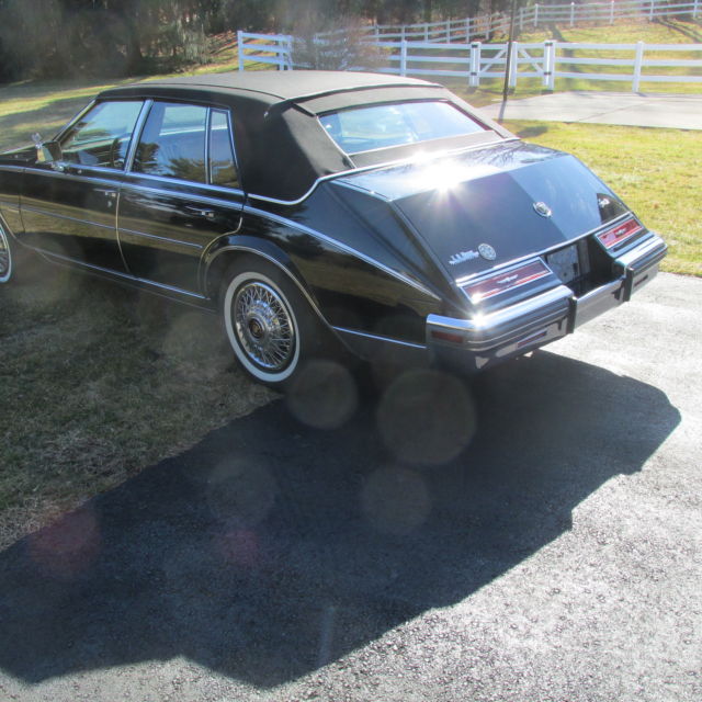 1981 Cadillac Seville - photo 9