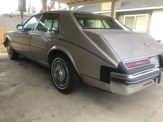 1981 Cadillac Seville Base - photo 3