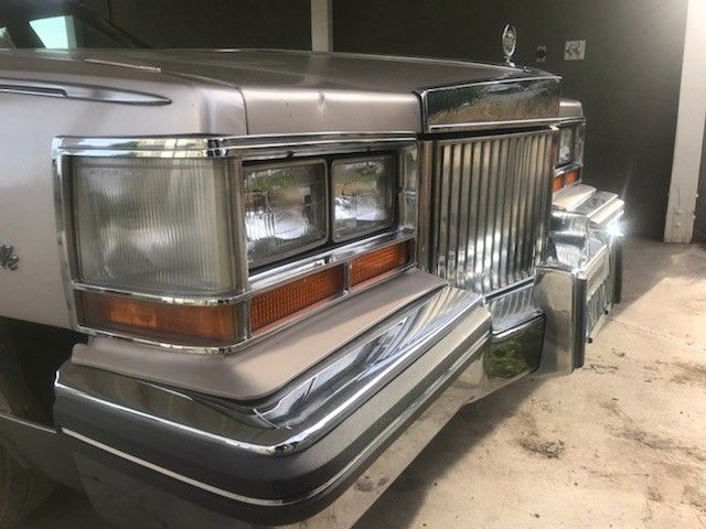 1981 Cadillac Seville Base - photo 7