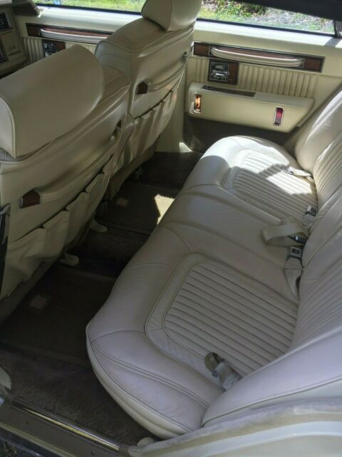 1981 Cadillac Seville - photo 10
