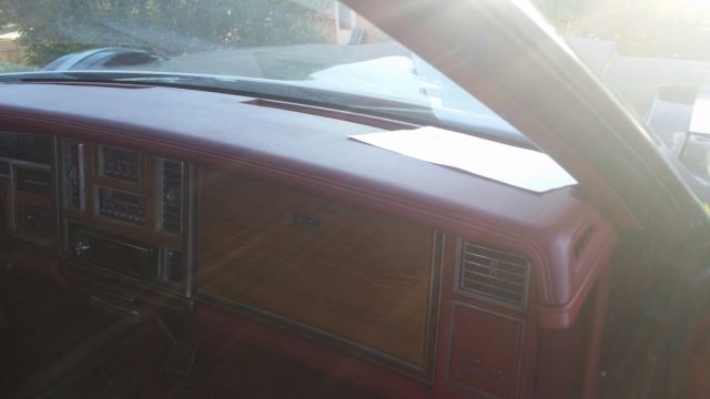 1981 Cadillac Seville Opera Coupe - photo 10