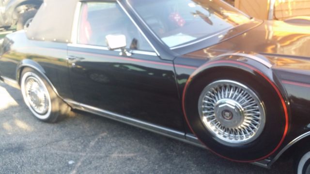 1981 Cadillac Seville Opera Coupe - photo 2