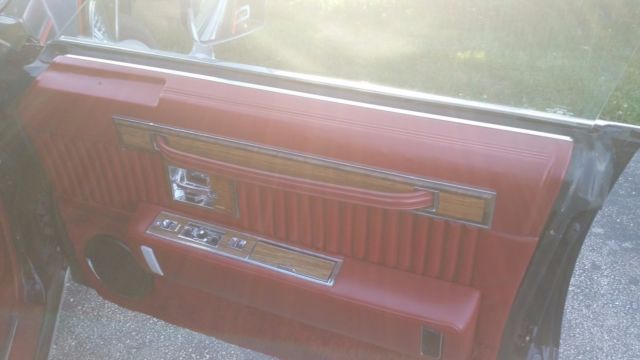 1981 Cadillac Seville Opera Coupe - photo 9