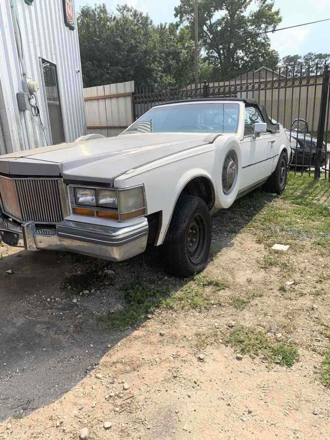1981 Cadillac Seville - photo 4