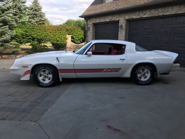 1981 Chevrolet Camaro - photo 4