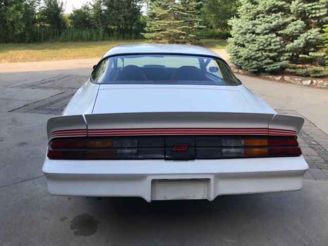 1981 Chevrolet Camaro - photo 6