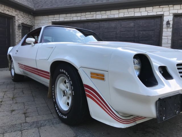 1981 Chevrolet Camaro - photo 9