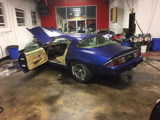 1981 Chevrolet Camaro z28 - photo 13