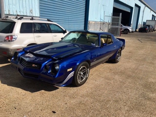 1981 Chevrolet Camaro z28 - photo 2