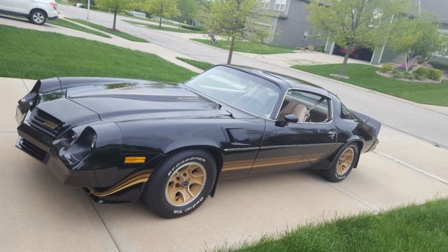 1981 Chevrolet Camaro - photo 2