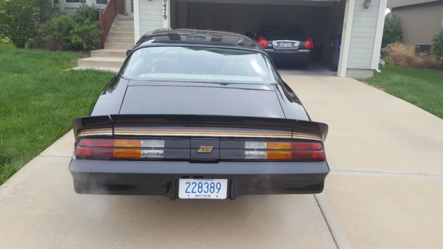 1981 Chevrolet Camaro - photo 4