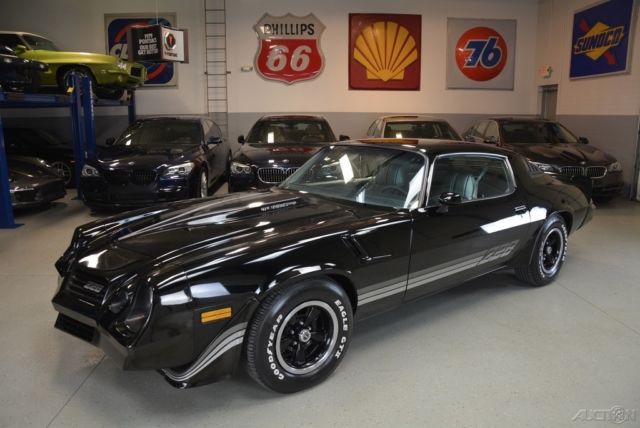 1981 Chevrolet Camaro Z28 - photo 2