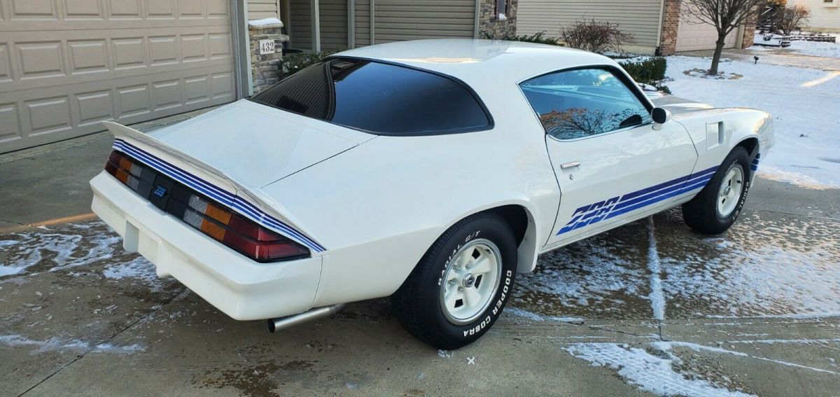 1981 Chevrolet Camaro - photo 3