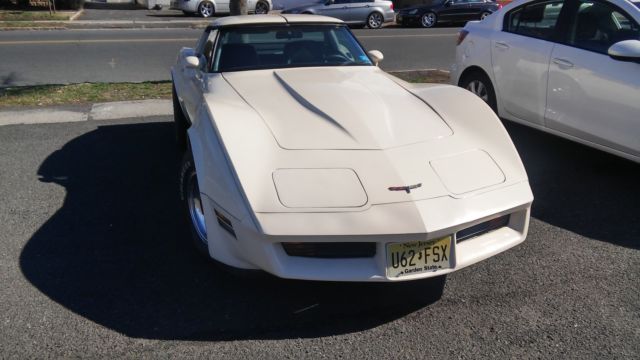 1981 Chevrolet Corvette 2dr Coupe - photo 3