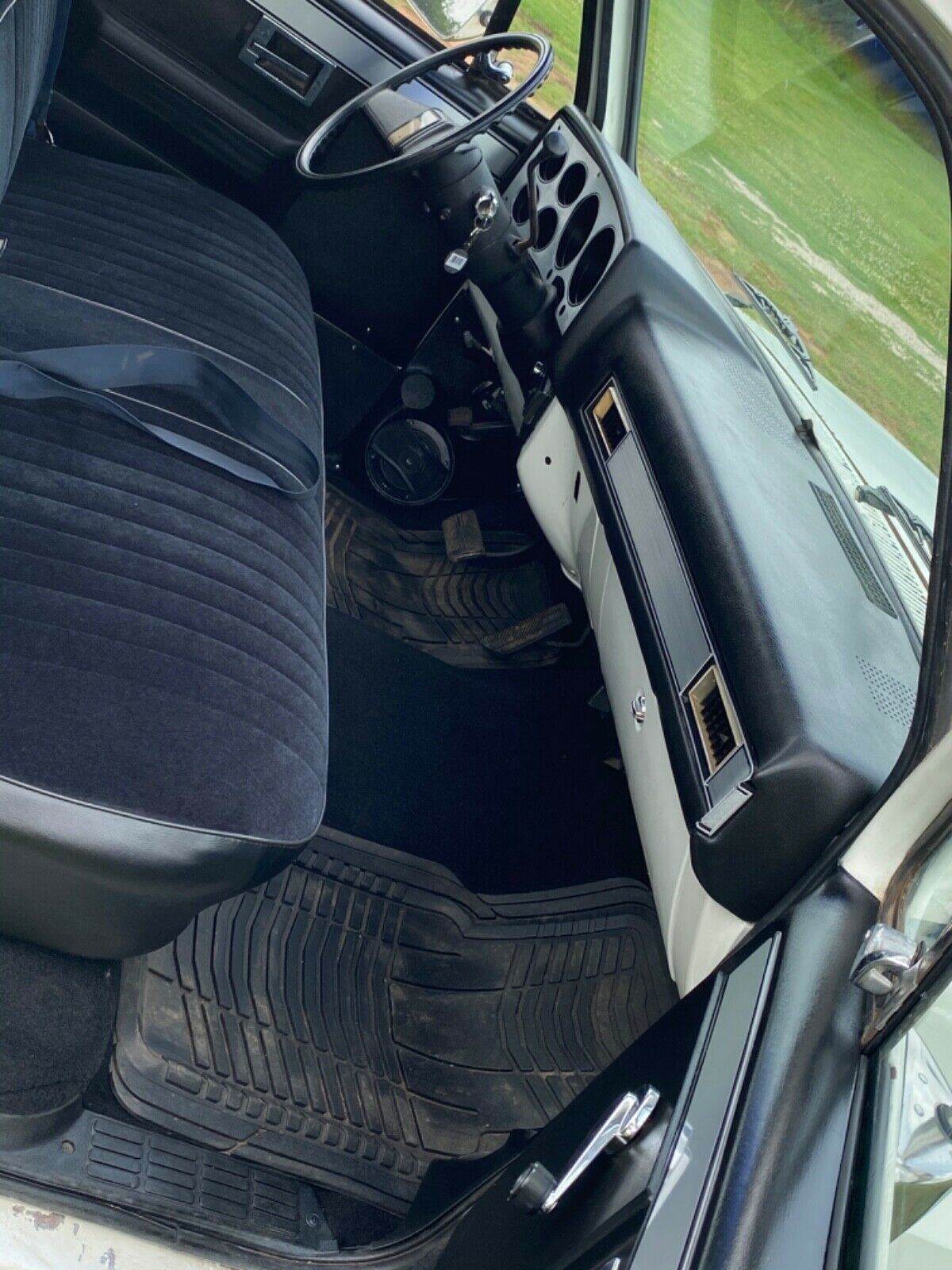 1981 Chevrolet C-10 - photo 11