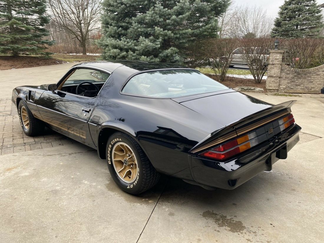 1981 Chevrolet Camaro - photo 6