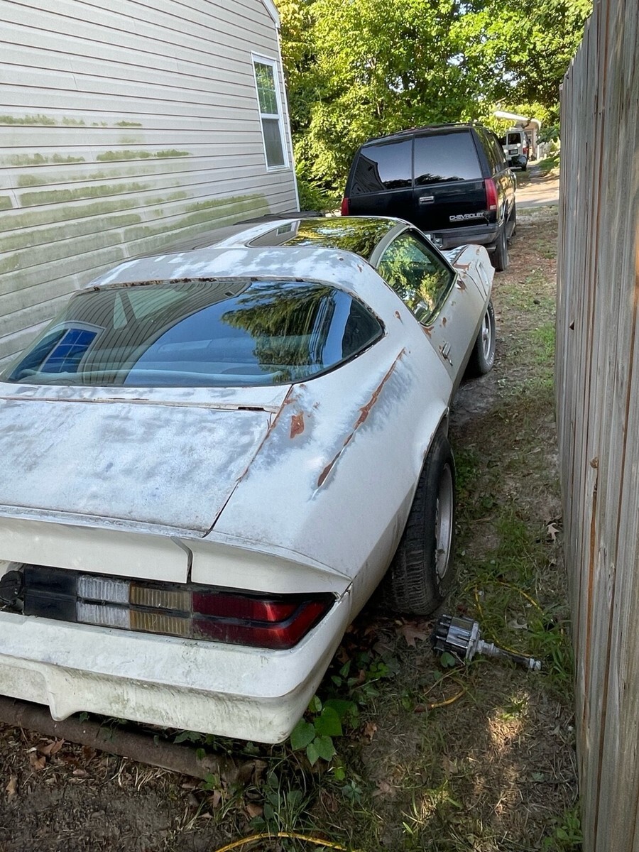 1981 Chevrolet Camaro - photo 3