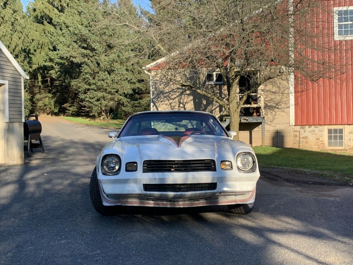 1981 Chevrolet Camaro Z28 - photo 2