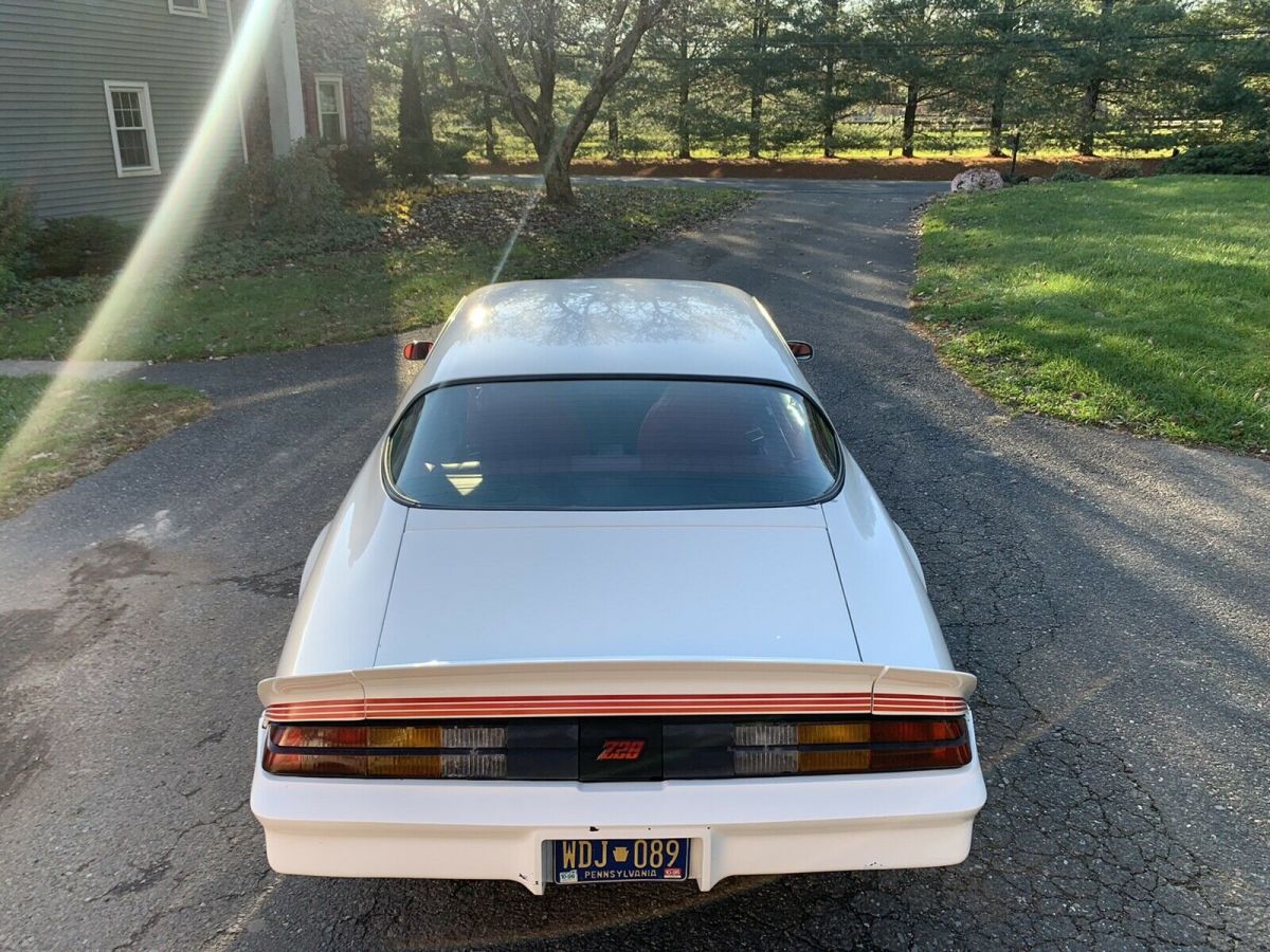 1981 Chevrolet Camaro Z28 - photo 9