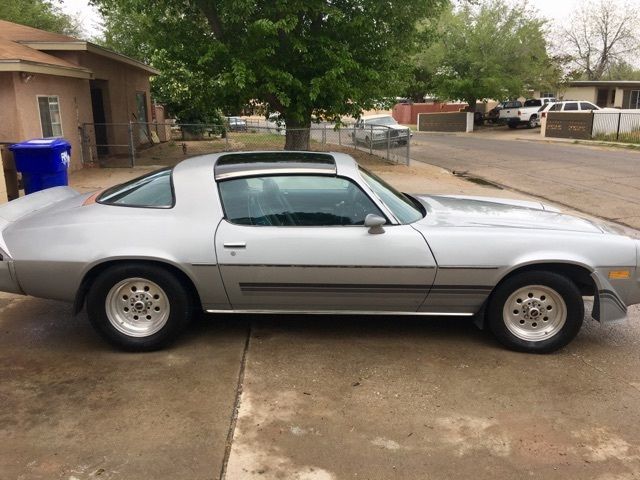 1981 Chevrolet Camaro - photo 3