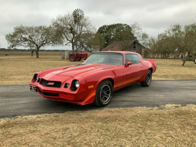 1981 Chevrolet Camaro Rare 4 speed Z/28 AC PS PB nice car 0 Red Coupe 305 V8 4 s 1981 Chevrolet Camaro Rare 4 speed Z/28 AC PS PB nice car