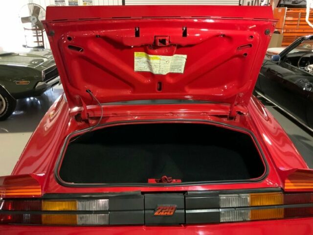 1981 Chevrolet Camaro Rare 4 speed Z/28 AC PS PB nice car - photo 8
