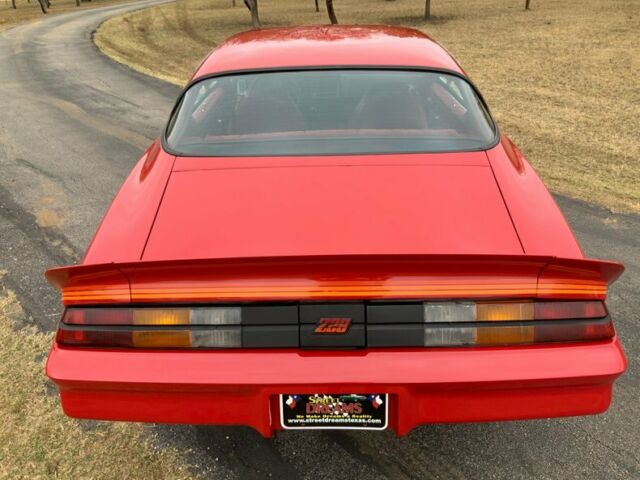1981 Chevrolet Camaro Rare 4 speed Z/28 AC PS PB nice car - photo 9
