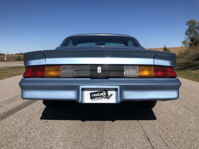 1981 Chevrolet Camaro - Rust Free Southern Car, Super Clean, Eng Rebuilt - photo 4