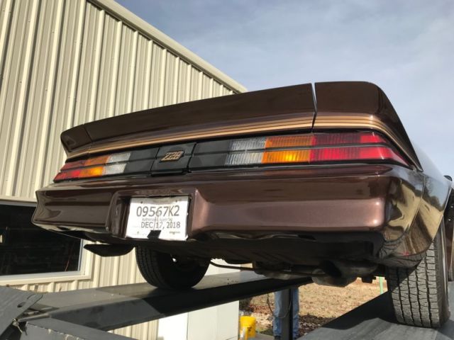 1981 Chevrolet Camaro Z/28 350 auto ac ps pb pwr windows low mileage - photo 10
