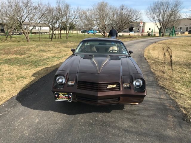 1981 Chevrolet Camaro Z/28 350 auto ac ps pb pwr windows low mileage - photo 7