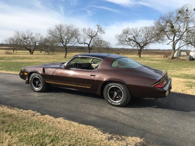 1981 Chevrolet Camaro Z/28 350 auto ac ps pb pwr windows low mileage - photo 8