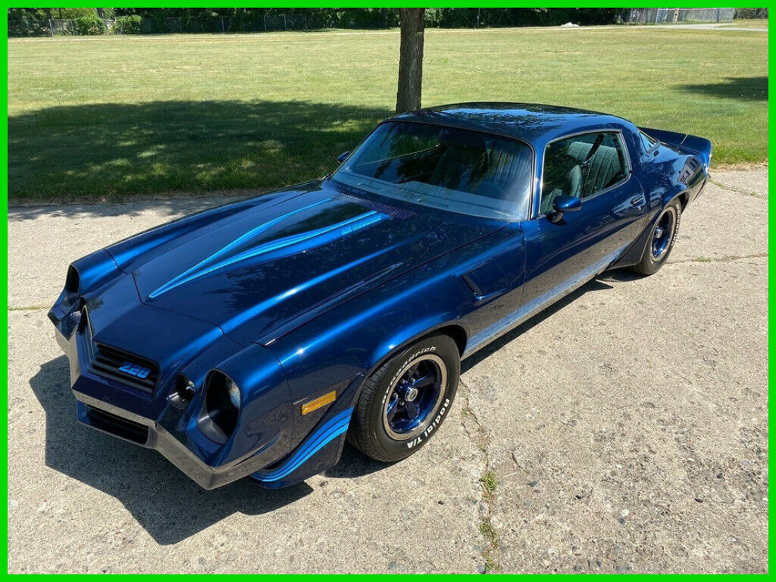 1981 Chevrolet Camaro Z28 350 CID 4 Speed BLUE On BLUE Low Miles AwEsOmE Z28 1981 Chevrolet Camaro Z28 350 CID 4 Speed