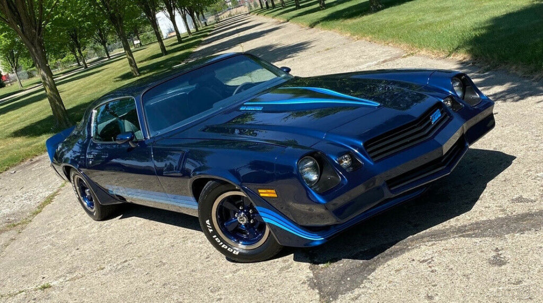 1981 Chevrolet Camaro Z28 350 CID 4 Speed - photo 10