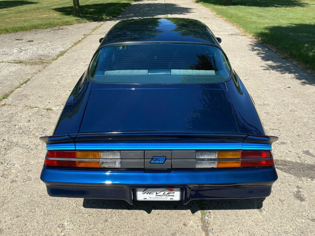 1981 Chevrolet Camaro Z28 350 CID 4 Speed - photo 12