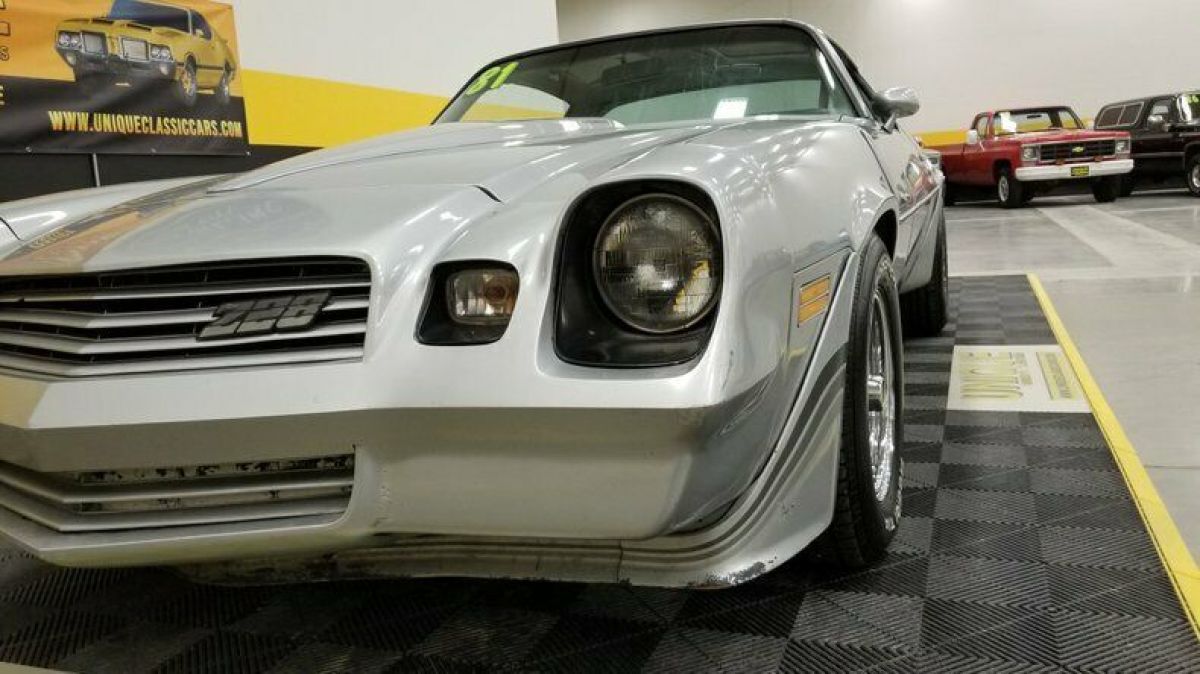 1981 Chevrolet Camaro Z28 - photo 9