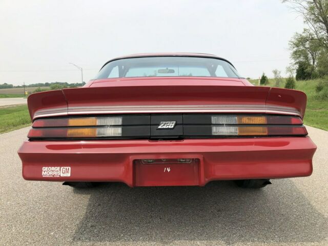 1981 Chevrolet Camaro Z28, 350ci - Auto, T-Tops, 60k miles, Red - photo 11