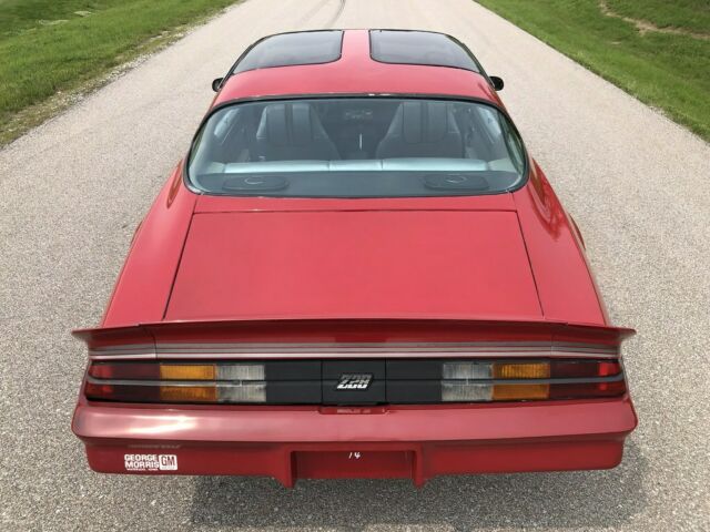 1981 Chevrolet Camaro Z28, 350ci - Auto, T-Tops, 60k miles, Red - photo 7