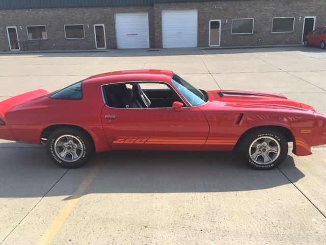 1981 Chevrolet Camaro - photo 4