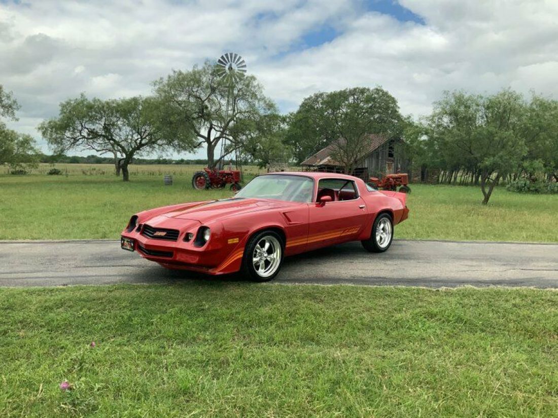 1981 Chevrolet Camaro Z/28 4-Speed, Loaded - photo 11