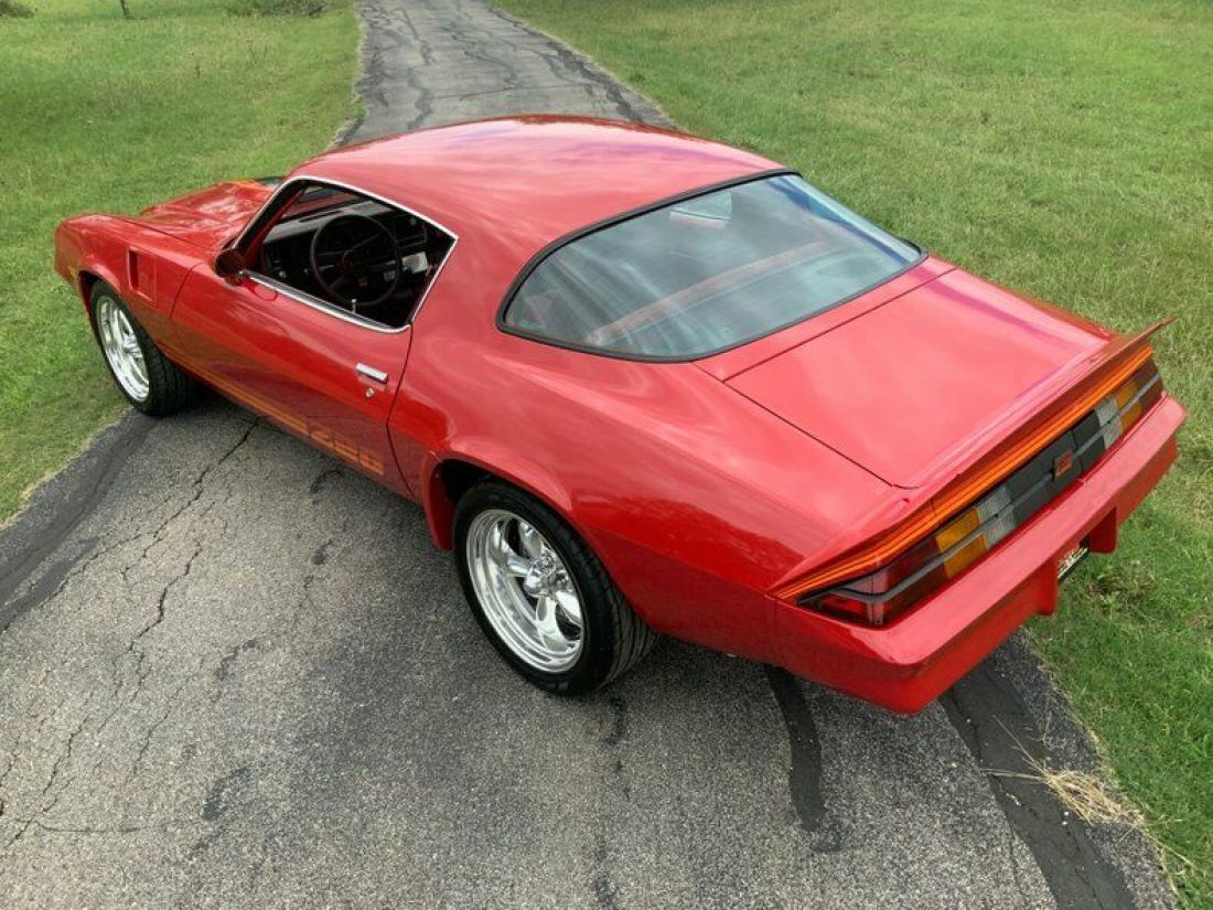 1981 Chevrolet Camaro Z/28 4-Speed, Loaded - photo 3