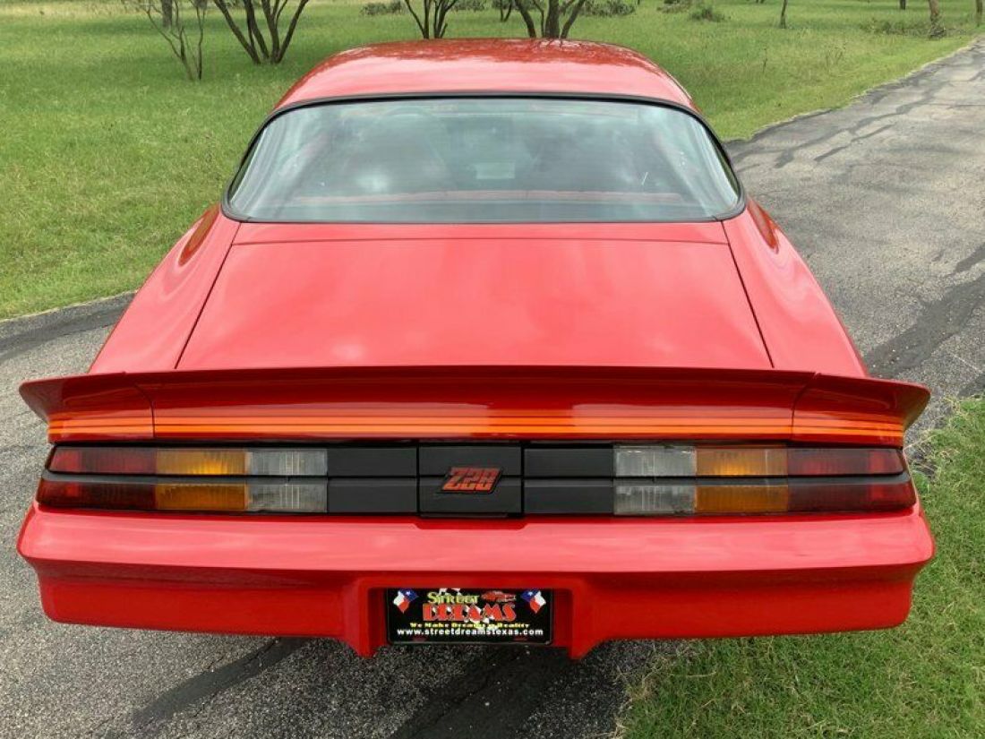 1981 Chevrolet Camaro Z/28 4-Speed, Loaded - photo 5