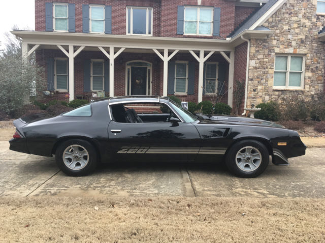 1981 Chevrolet Camaro Z28 Coupe 2-Door - photo 5